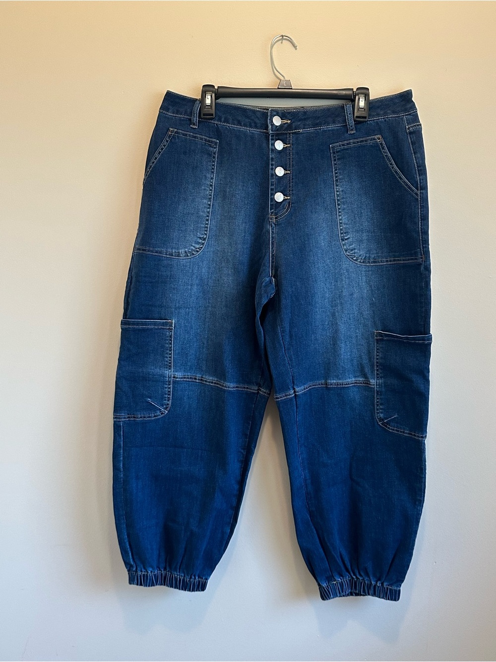 NWOT Women’s Flamingals 2XL(14-16) Relaxed Baggy Cargo‎ Style Jean Cinched Ankle